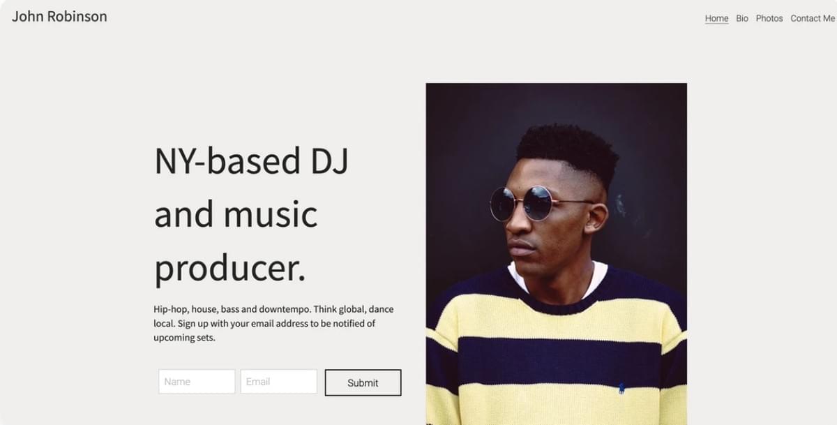 Modelo de Website DJ da Strikingly