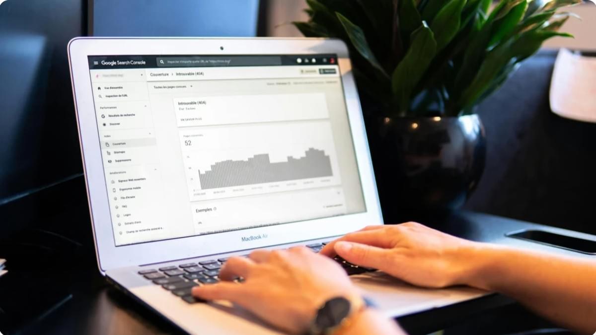 Estrada para a Página Inicial: Navegando no Mundo Complexo do Tráfego de Sites