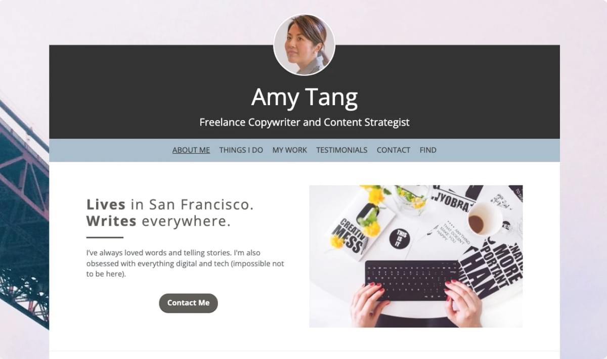 Profielsjabloon van Strikingly