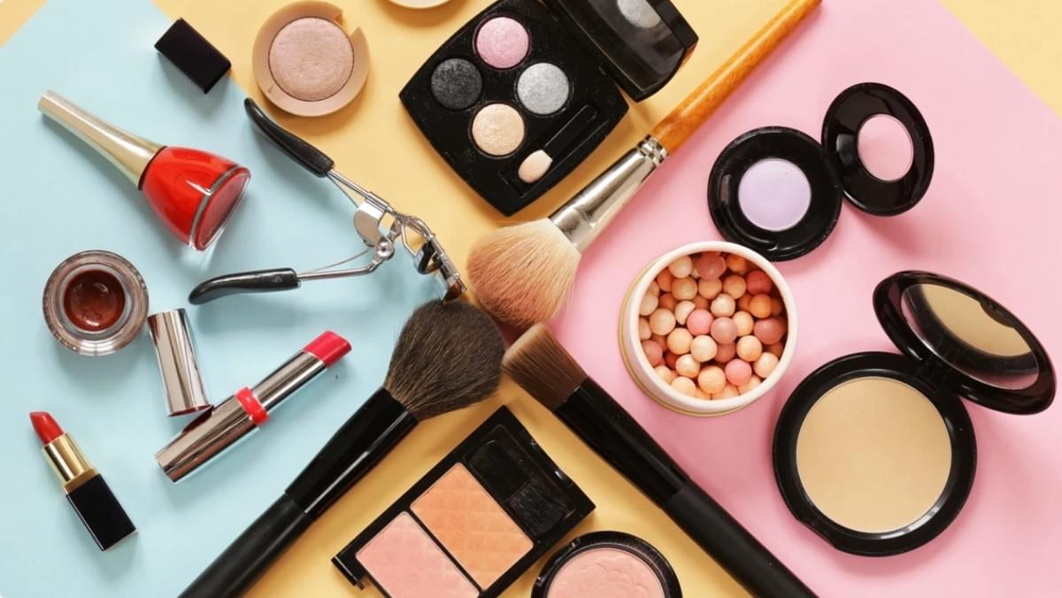Beste praktijken voor het online verkopen van make-up