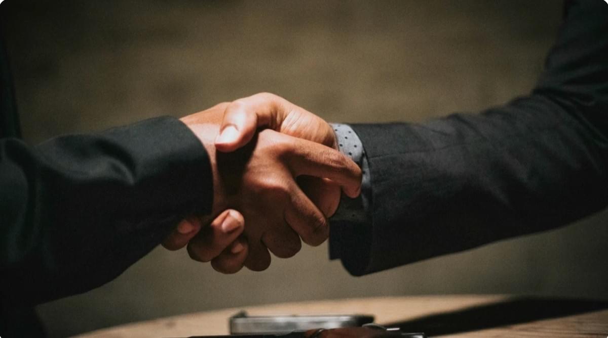 saiba como lidar com clientes insatisfeitos com os sites Strikingly