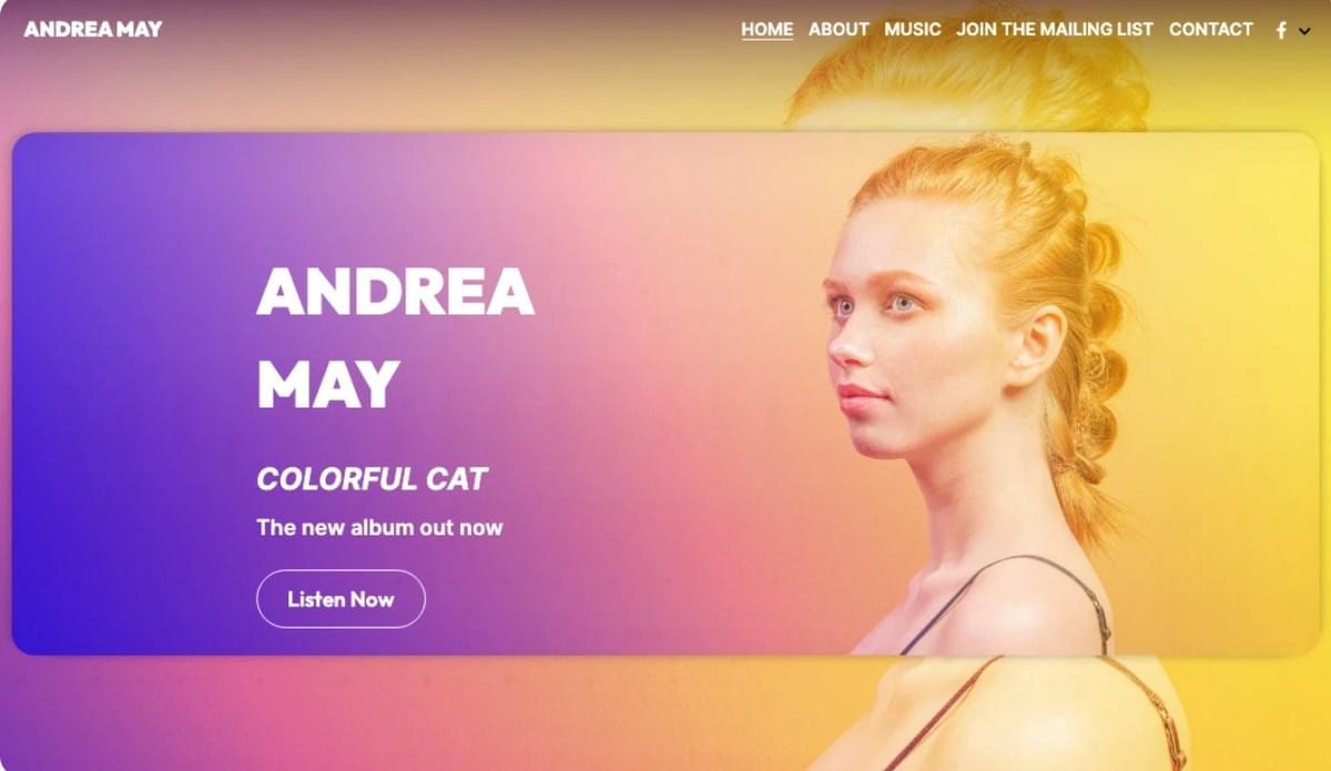 Modelo Andrea May da Strikingly