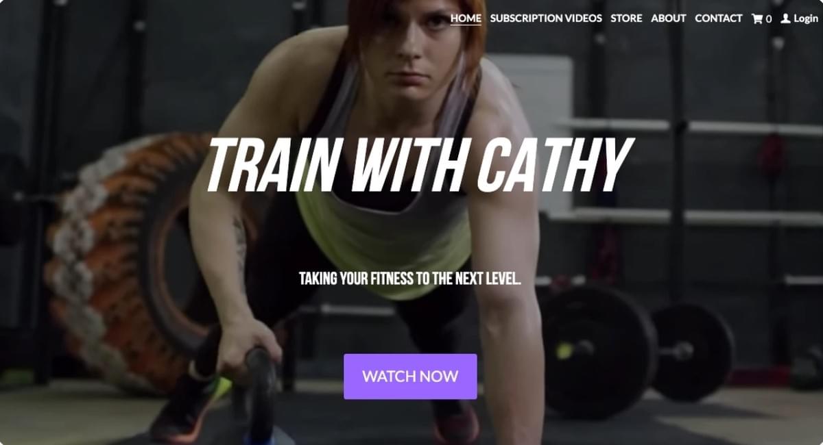 Modelo Train with Cathy do Strikingly