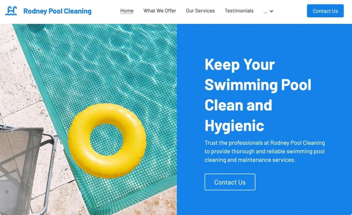 Modelo de limpeza de piscinas da Strikingly