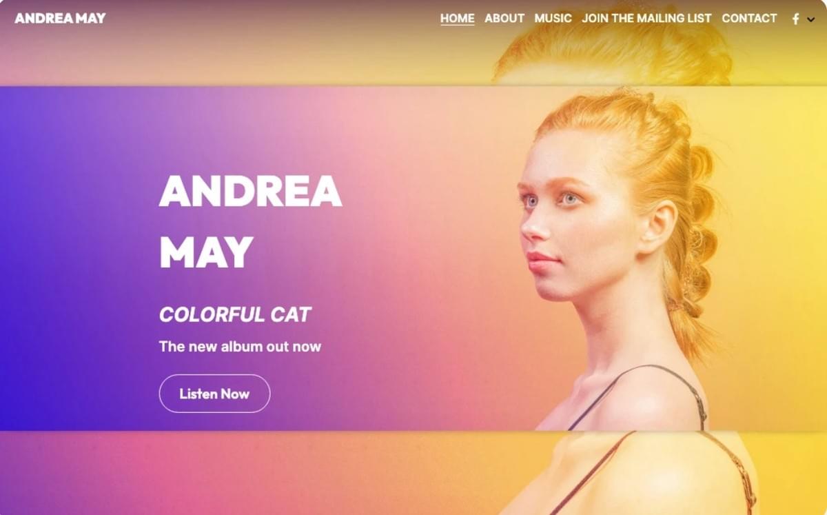 Modelo Andrea May da Strikingly