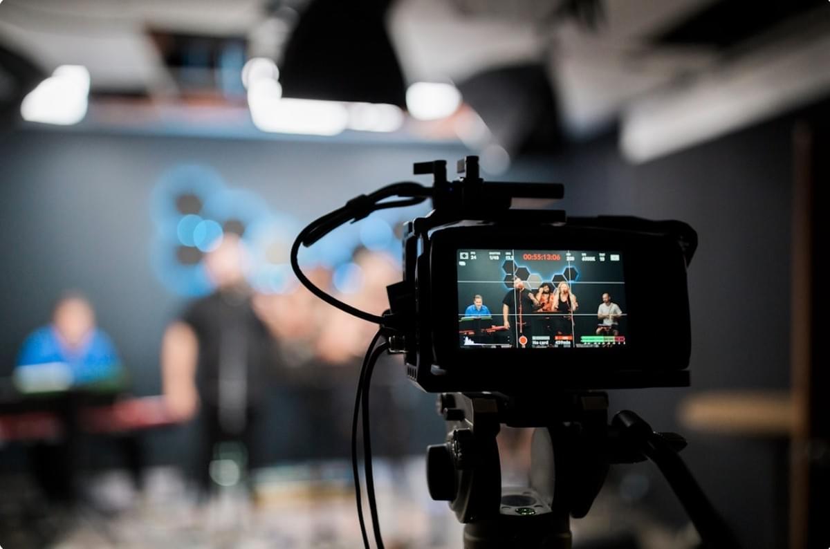 boeiende YouTube Shorts-video's die op smartphones worden afgespeeld