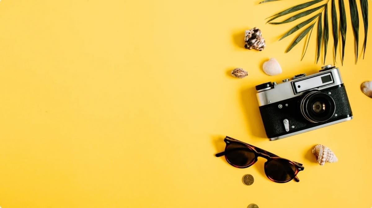 Schiet. Bewerk. Verdien: Een stapsgewijze gids voor het starten en runnen van een winstgevend fotografiebedrijf met Strikingly