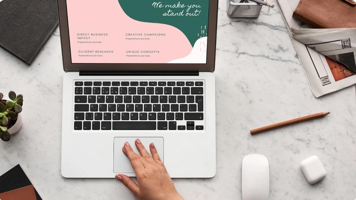 construir um site de compras online com o Strikingly