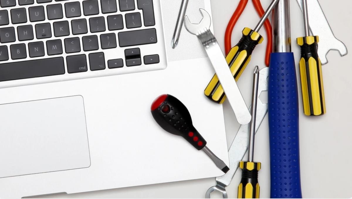 Manutenção Especializada de Sites: Impulsione Sua Presença Online