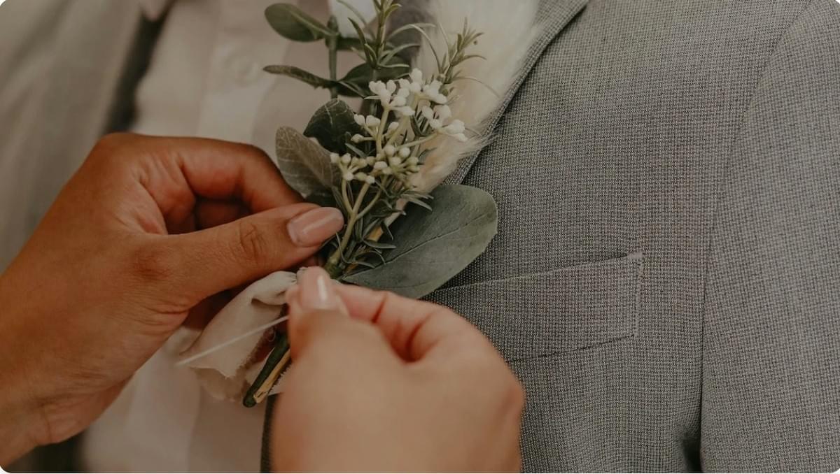 Door de Lens van Liefde: Tijdloze Bruiloftsfoto Herinneringen Maken