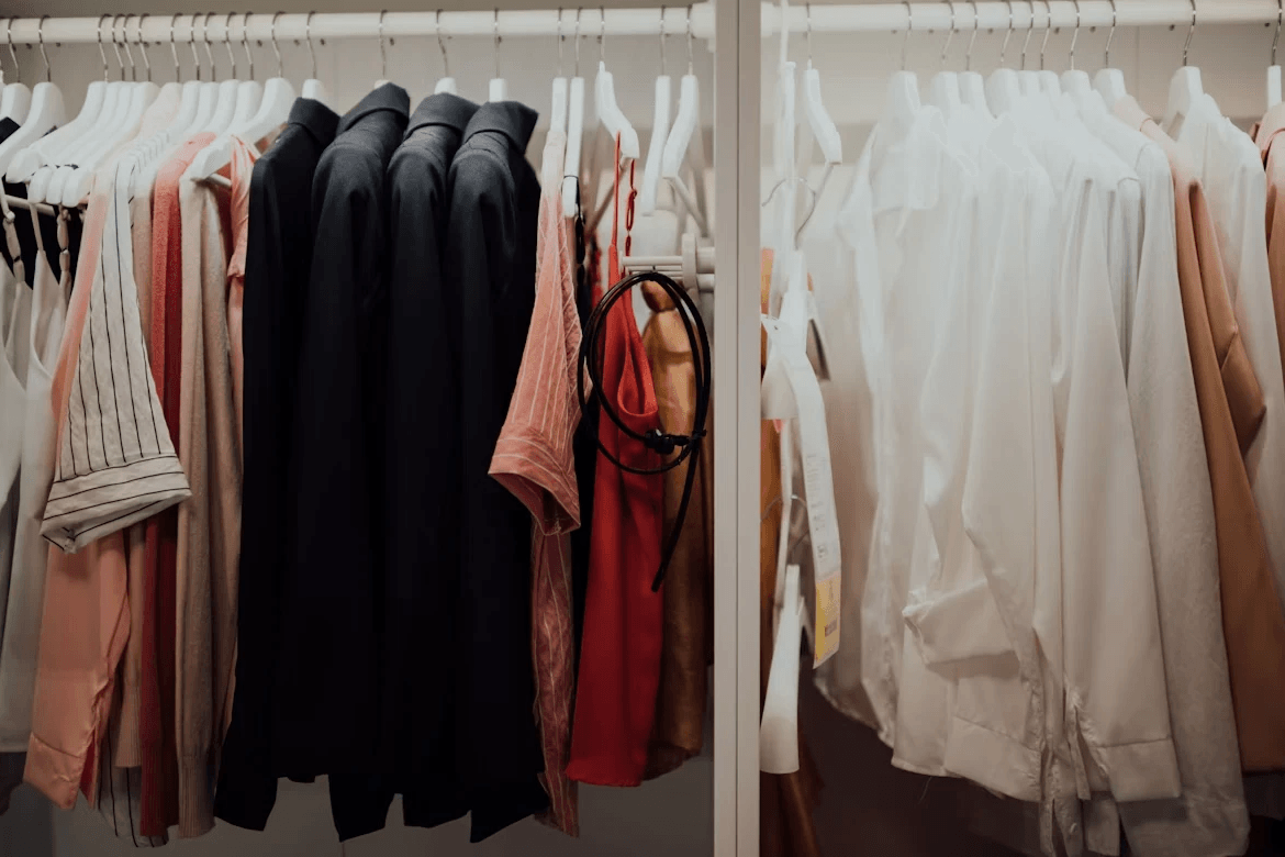 How to Source Clothing: Expert Tips for Finding Quality...