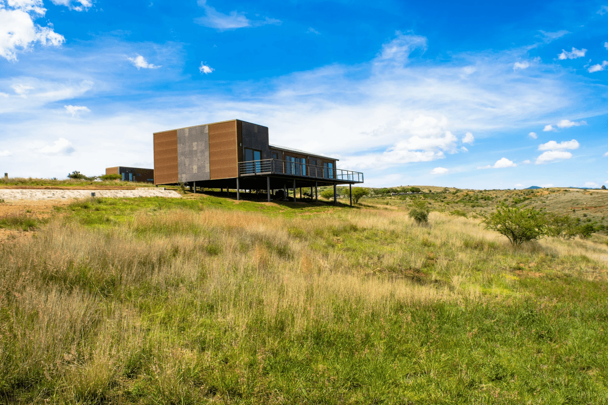 Luxury Modern Container Homes: 10 Innovative Designs fo...