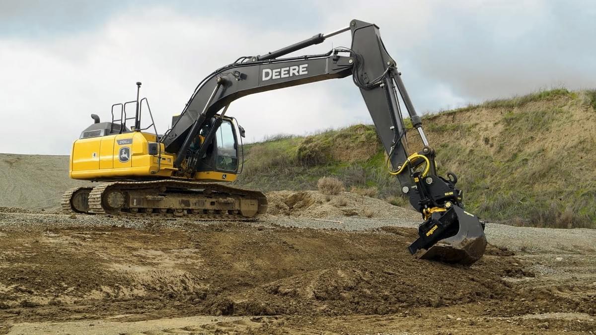 Guide to the Different Types and Sizes of Excavators