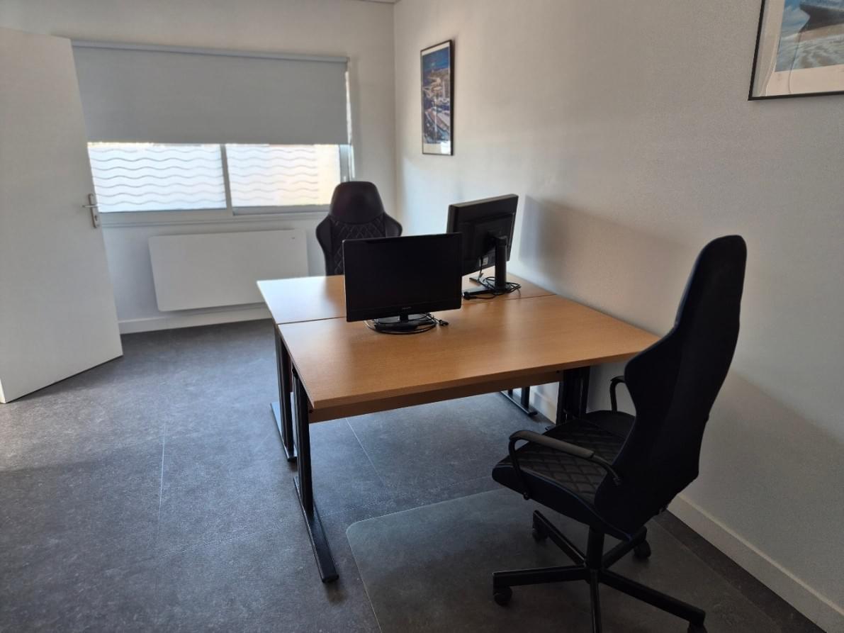 LE CARRE DES AFFAIRES - bureau fermé 28 m²