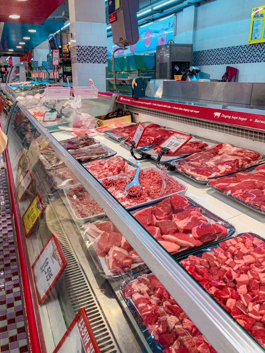 We provide seamless logistics solutions to ensure timely and safe distribution across markets, maintaining product integrity. Efficient Logistics Our Expertise Create a premium, modern 6-page B2B website for SINOFRESH, a Singapore food sourcing, import, export and distribution company.

**Pages:**
1. Home — Company overview, products, services, advantages.
2. Products — Meat, poultry, seafood, fruits and vegetables.
3. For Buyers — Custom sourcing, quality supervision, packaging, freshness technology and logistics.
4. For Producers — SFA accreditation support, Singapore market entry and distribution.
5. About Us — Overseas sourcing/export teams, Singapore operations and supply-chain capabilities.
6. Contact — Buyer, producer and partnership enquiries.

**Design:** Premium, fresh, sophisticated. Forest green, sage and ivory. Large food photography, elegant icons, clean layouts and clear navigation.

Focus on visual design and page structure. Use editable sections and placeholder content. No e-commerce.