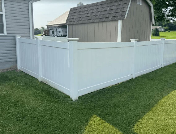 Marysville Privacy Vinyl Fence Installation 