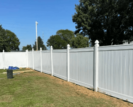 Privacy Vinyl Fence in Marysville, Ohio