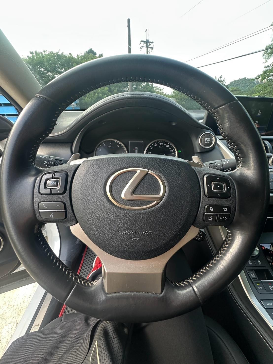 2020式  Lexus NX 200