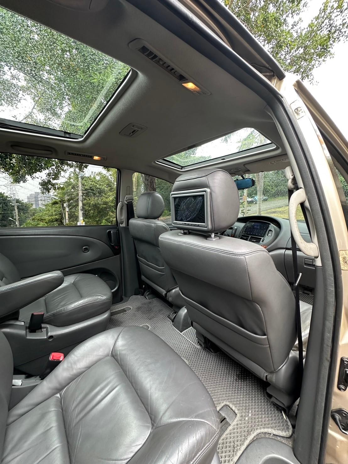 2003/08 TOYOTA PRAVIA 2.4