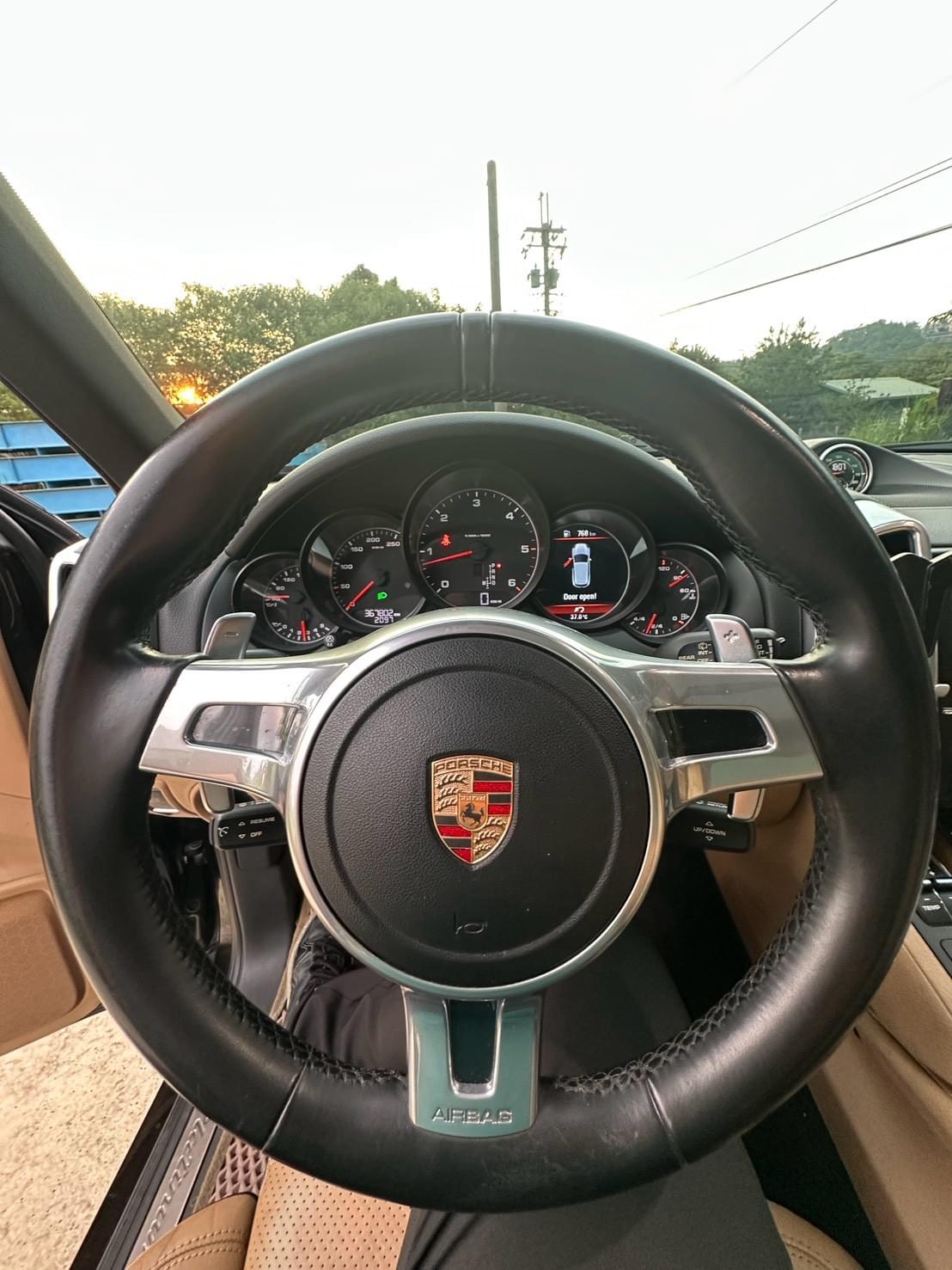 2014 Porsche Cayenne Diesel  Platinum Edition 958.1