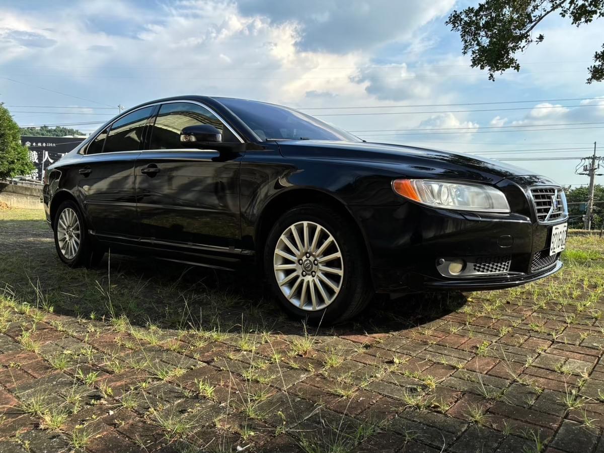 2007年 VOLVO S80 2.5T