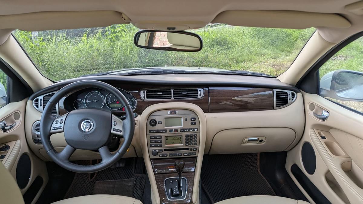 2010式 Jaguar X-Type 3.0 AWD