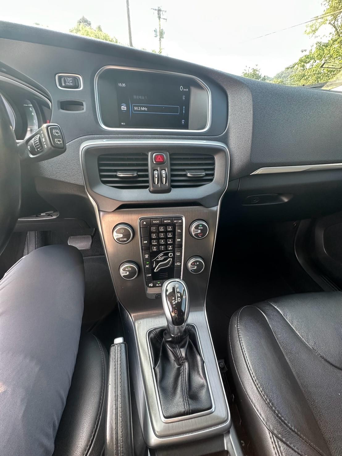2014 Volvo V40 T4 