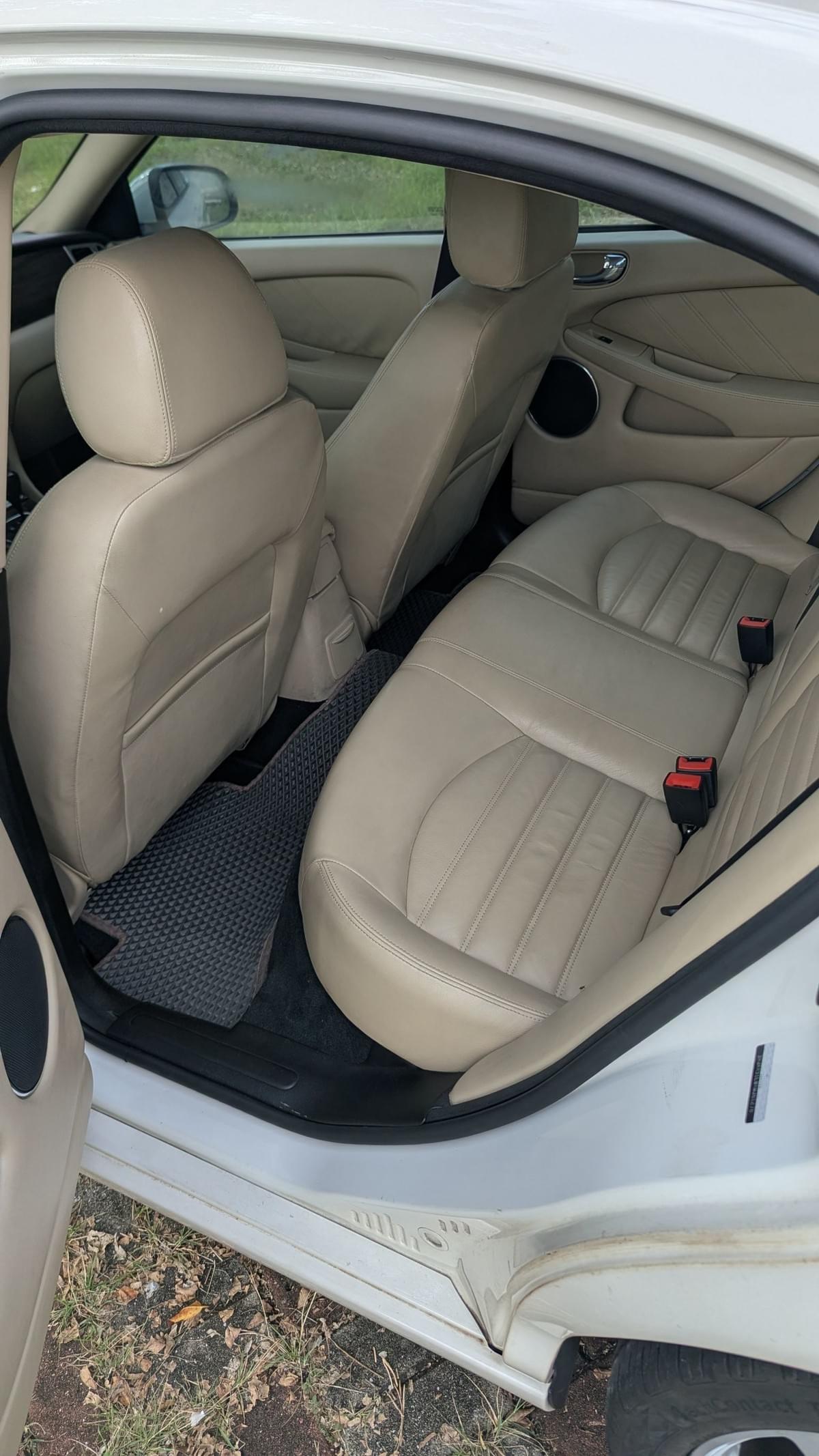 2010式 Jaguar X-Type 3.0 AWD