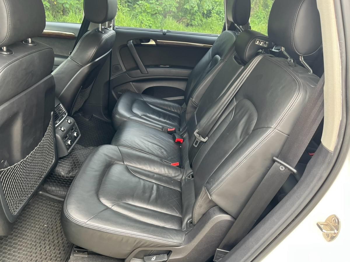 2012 Audi Q7 3.0T  (3.0 TFSI quattro)