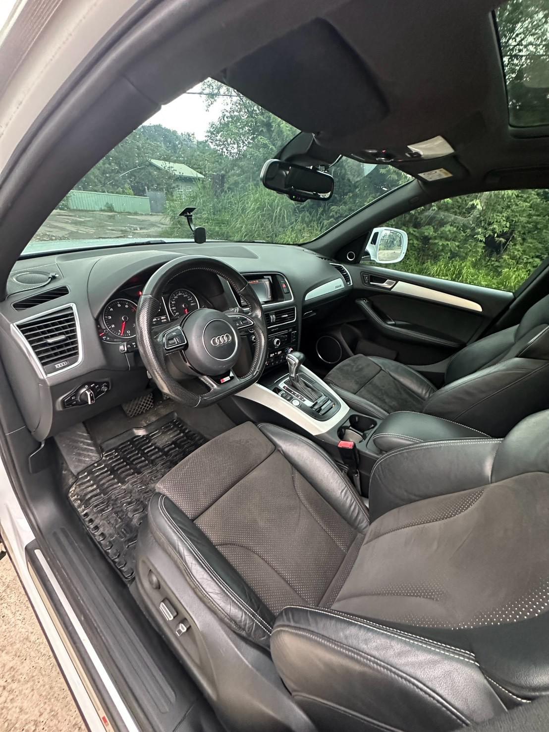 2016式 Audi Q5 40 TFSI quattro 8R