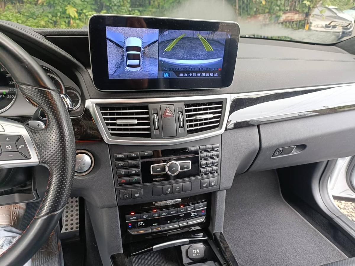 2013年式 Mercedes-Benz E350 BLUETEC Estate