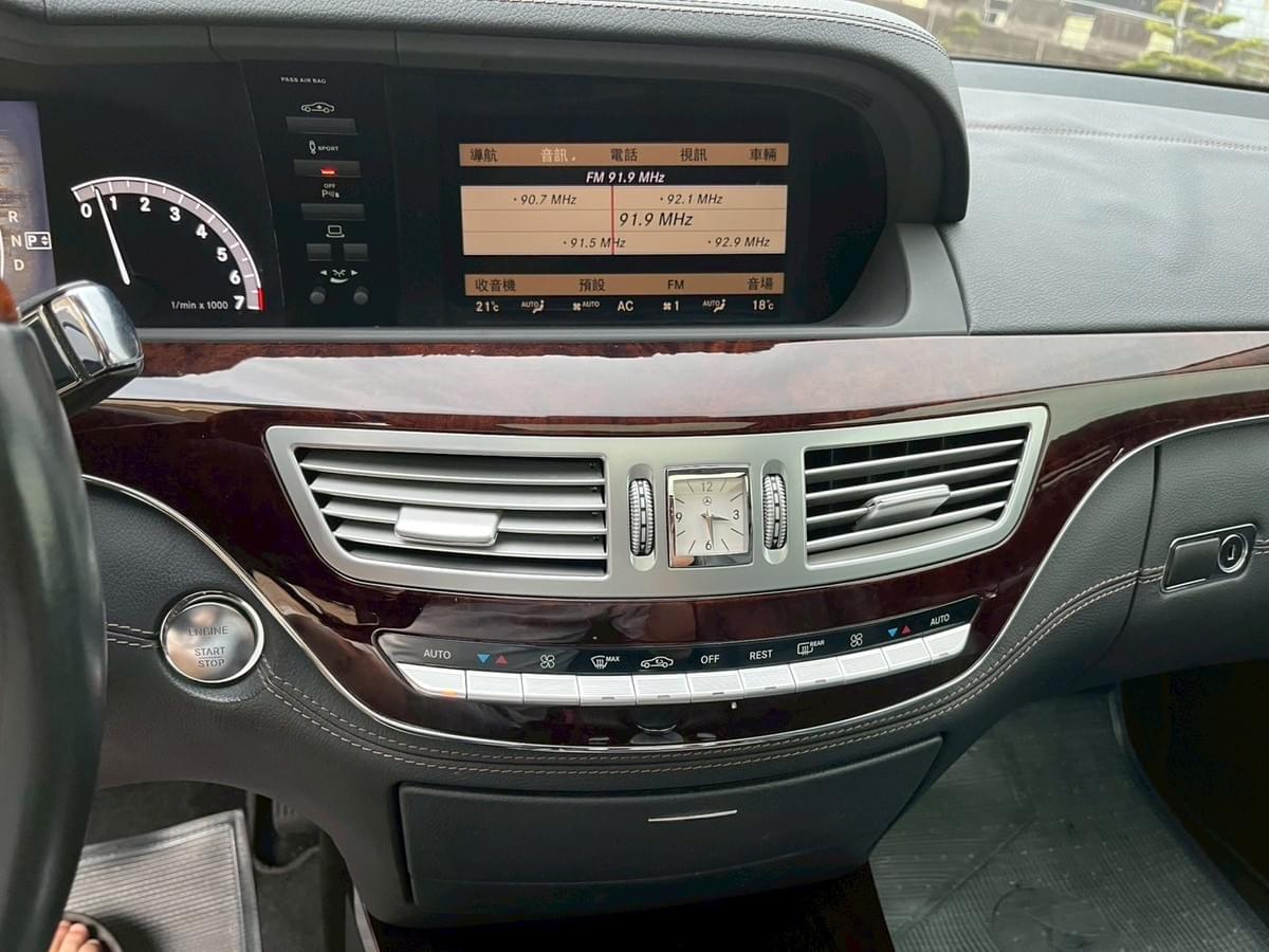 2011  Mercedes-Benz W221 S-Class S350 LWB BlueEFFICIENCY