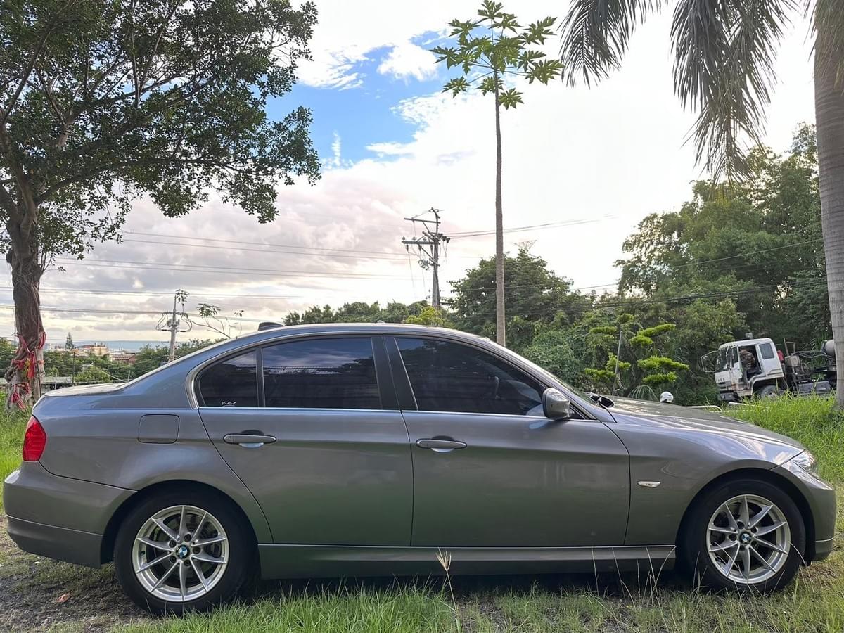 2011年式 BMW 318d