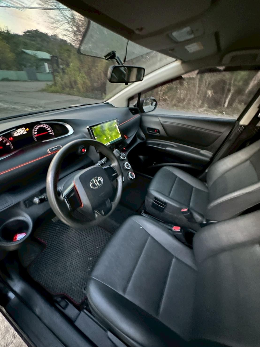 2017 Toyota Sienta 1.5