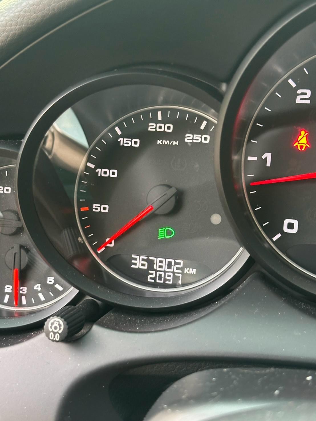 2014 Porsche Cayenne Diesel  Platinum Edition 958.1