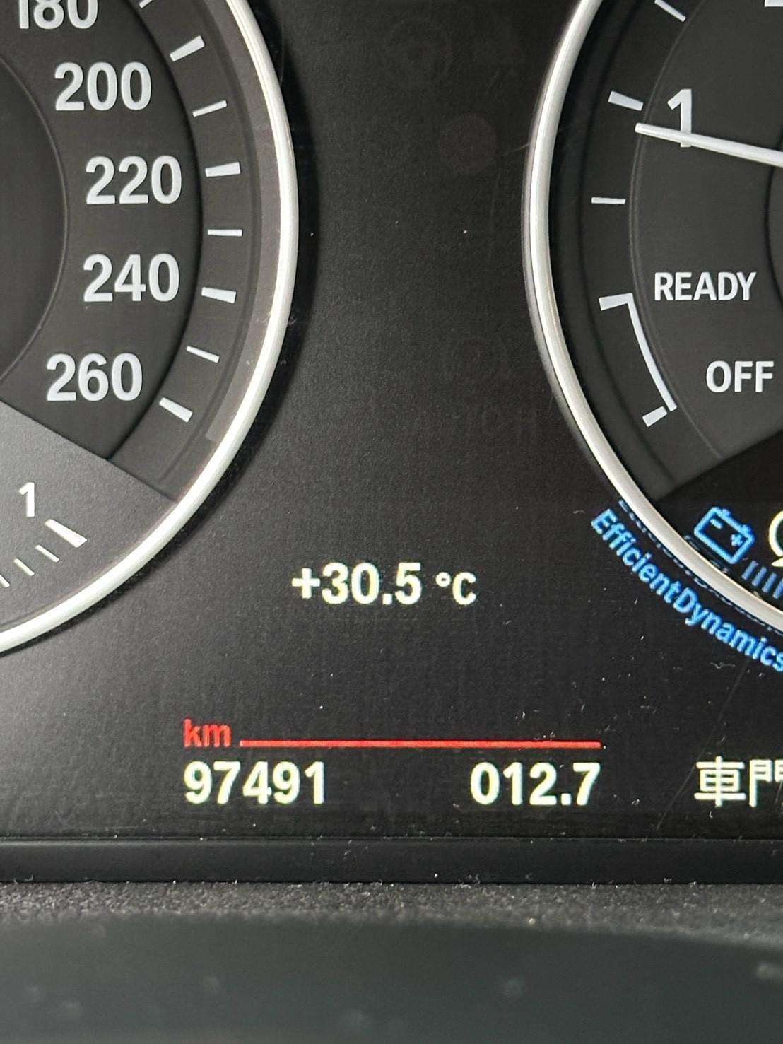 2018式 BMW 218i Active Tourer (F45)