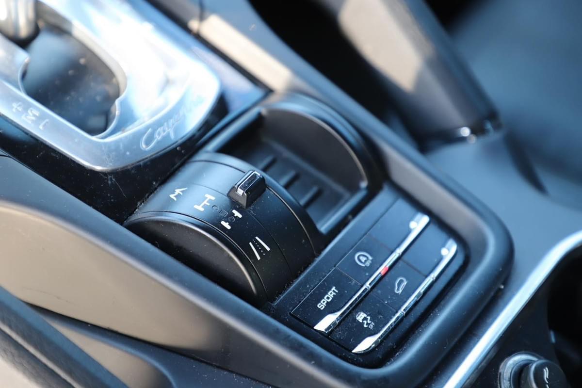 2011 Porsche Cayenne Tiptronic
