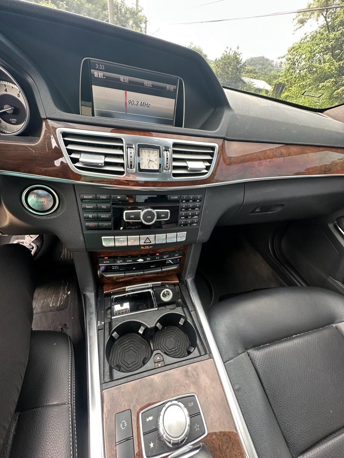 2013  Mercedes-Benz E350 (W212.5) 