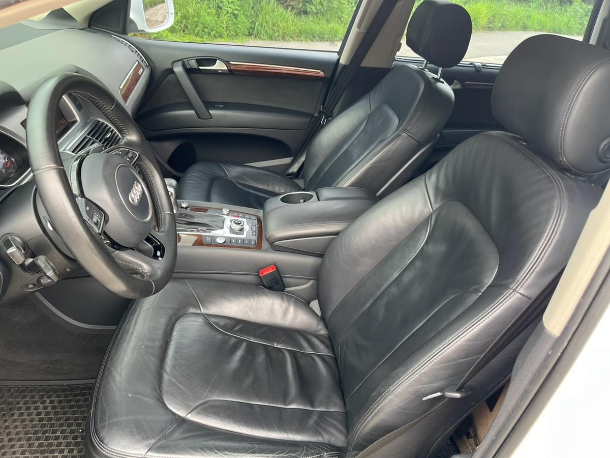 2012 Audi Q7 3.0T  (3.0 TFSI quattro)