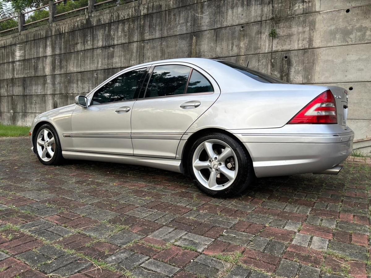 2005年 Mercedes-Benz C230k