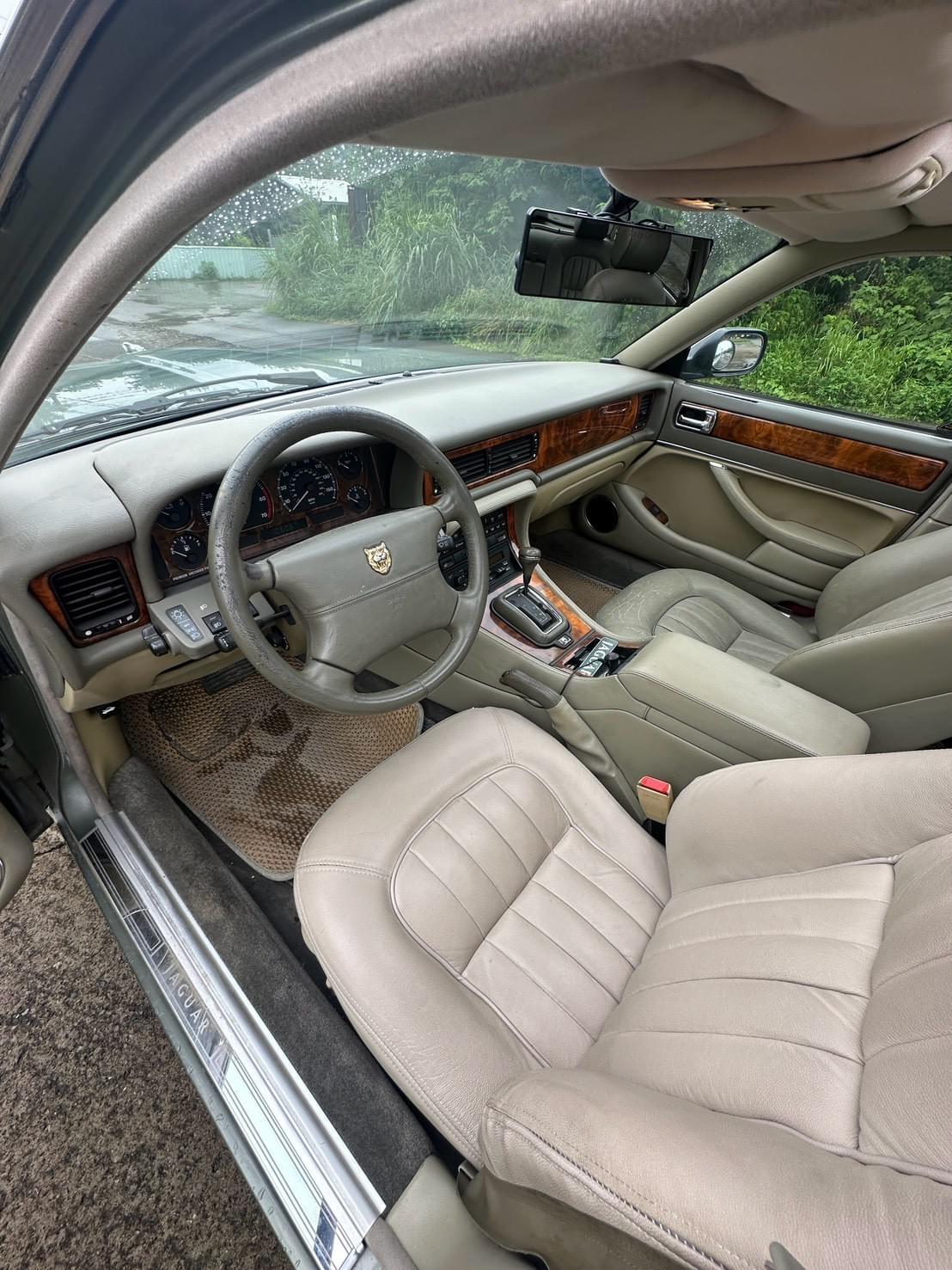 1995  Jaguar  XJ6 X300 