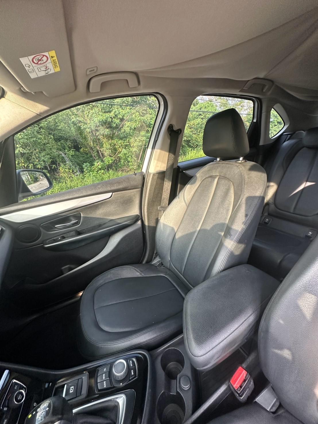 2015 BMW 218i Active Tourer（F45）