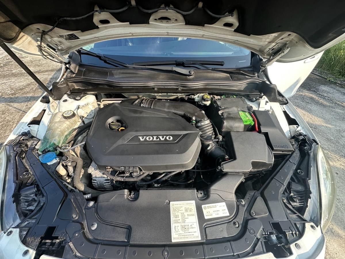 2014 Volvo V40 T4 