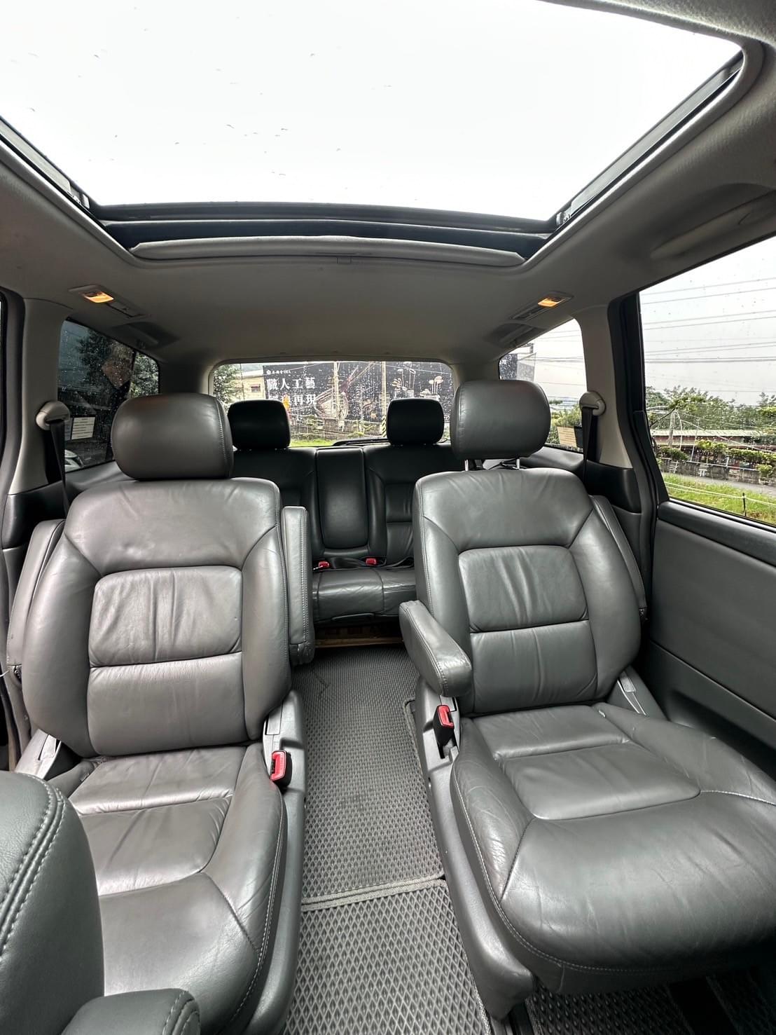 2003/08 TOYOTA PRAVIA 2.4