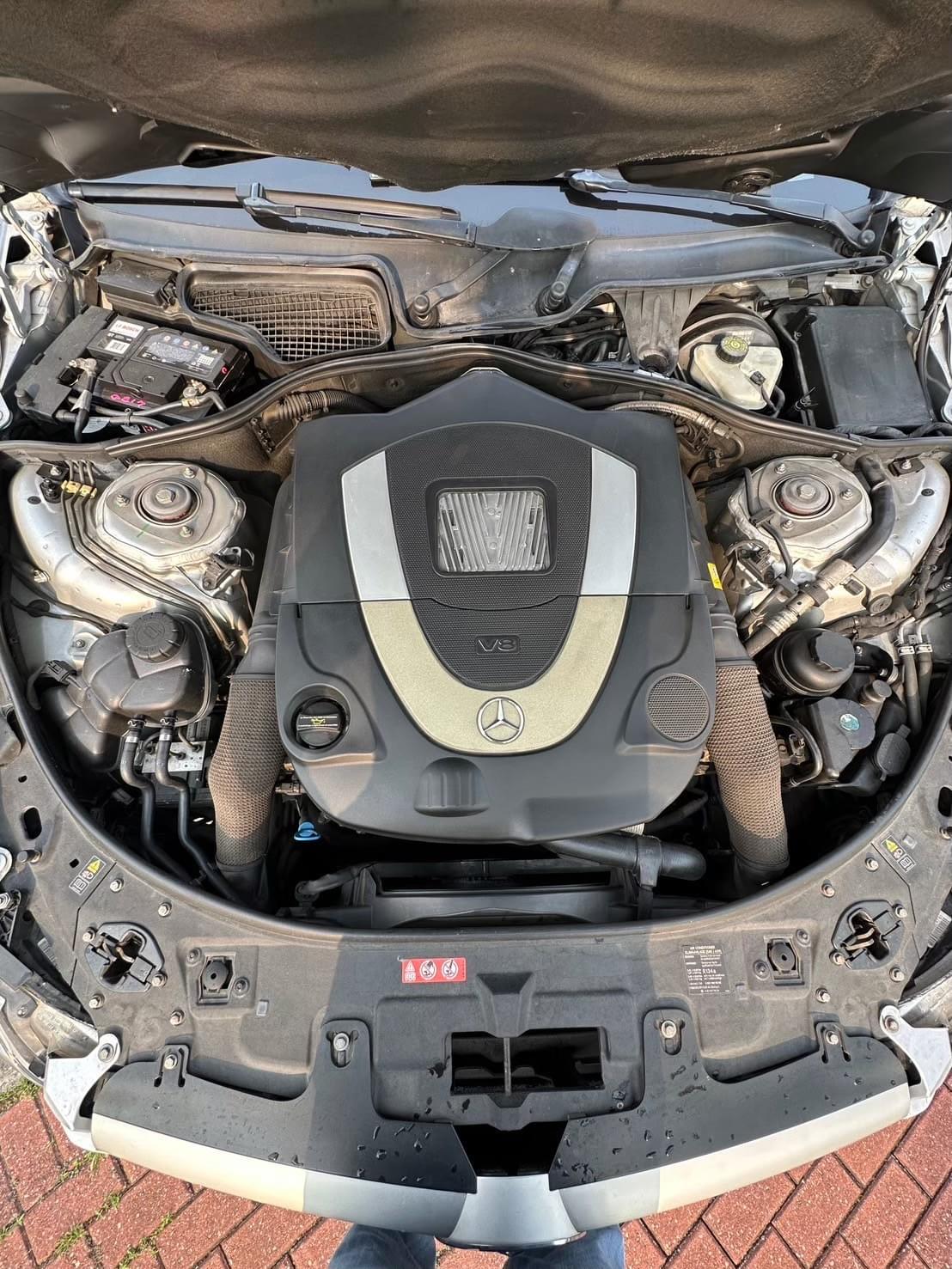 2007年 Mercedes Benz CL500 5.5 V8(C216)