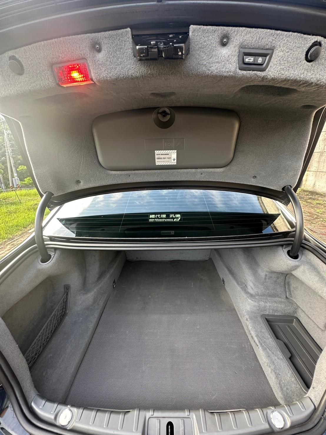2010/06  BMW 740Li 3.0