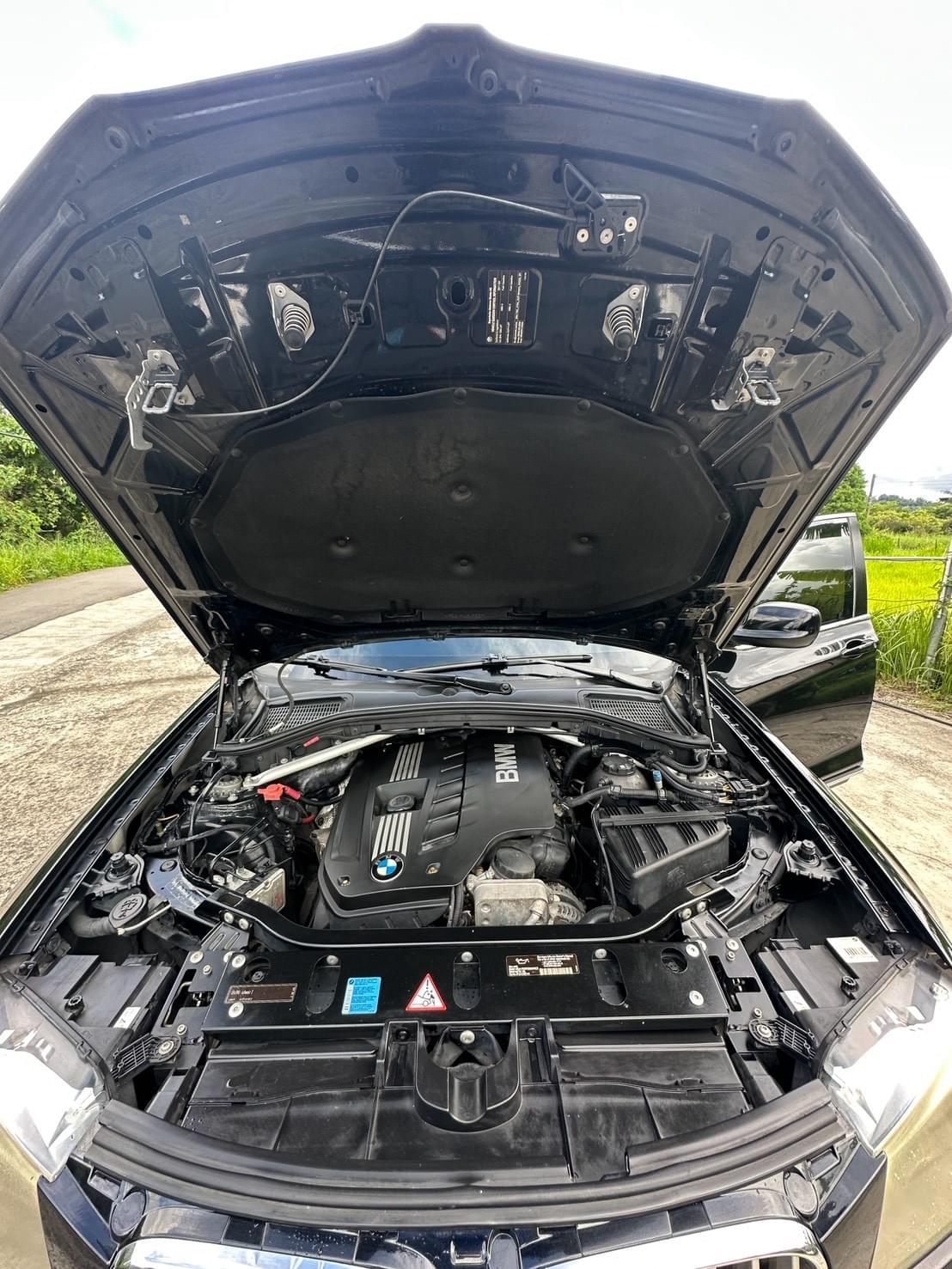 2011  BMW X3 xDrive28i （F25)