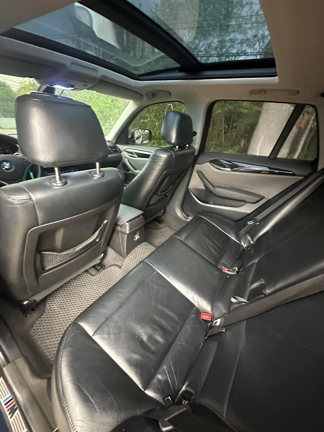 2011  BMW X1 xDrive20d （E84)