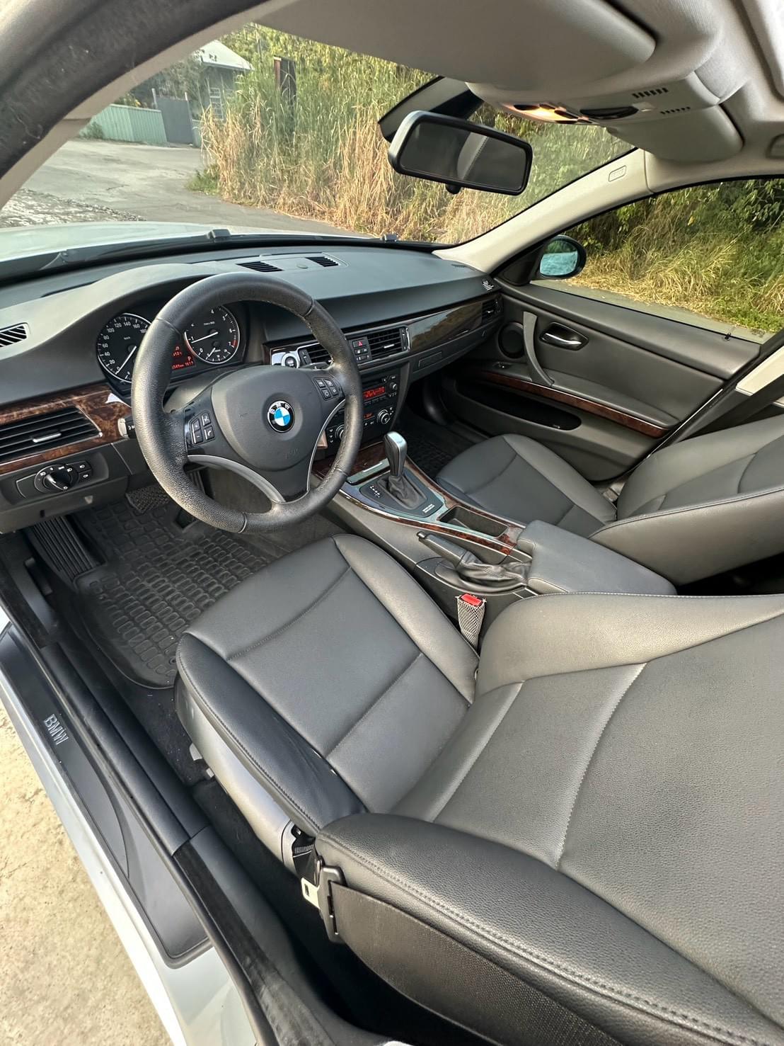 2008  BMW 320i Sedan（e90)
