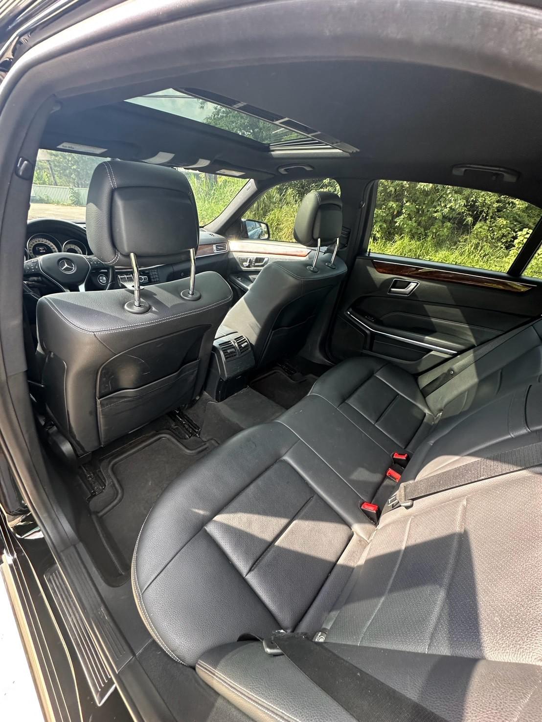 2013  Mercedes-Benz E350 (W212.5) 